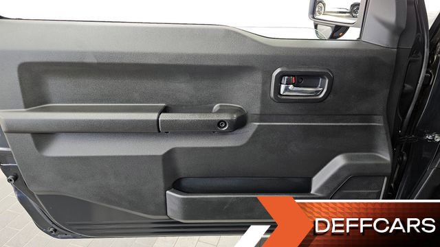 Suzuki JIMNY 1.5 купить на сайте DeffCars