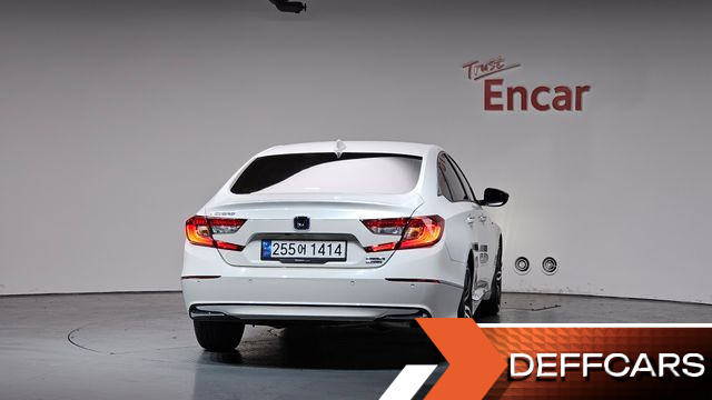 Honda ACCORD 2.0 Hybrid Touring купить на сайте DeffCars