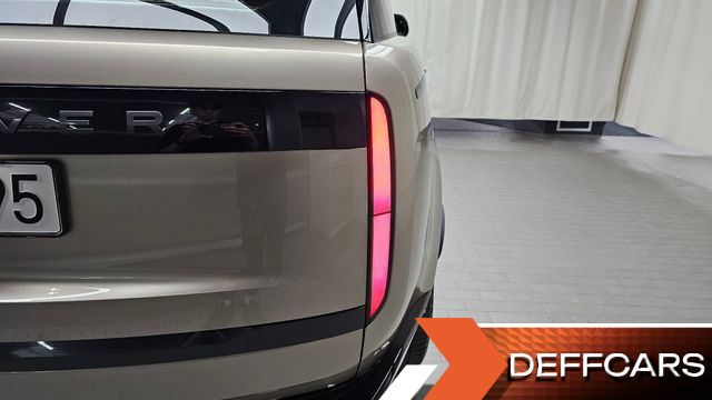Land Rover RANGE ROVER P530 Autobiography Long Wheel Base купить на сайте DeffCars