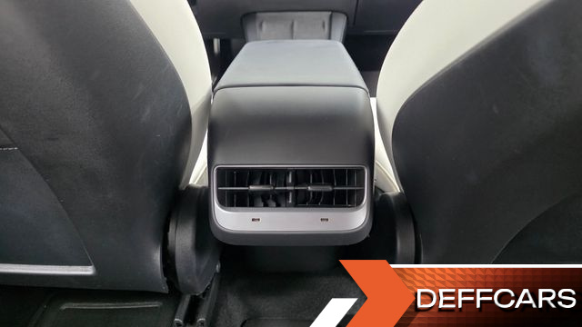 Tesla MODEL Y Long Range AWD купить на сайте DeffCars