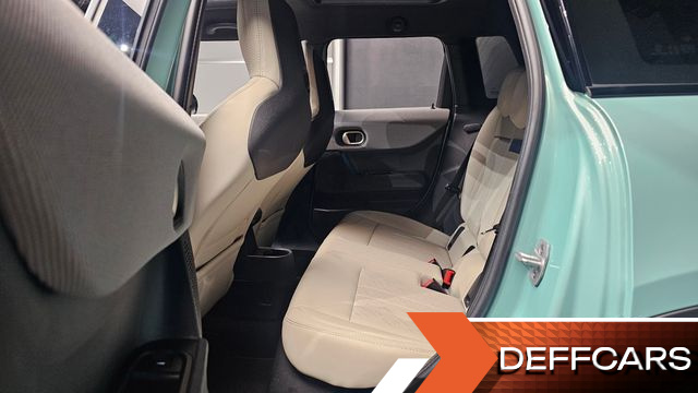Mini COOPER 5 Door Favoured купить на сайте DeffCars