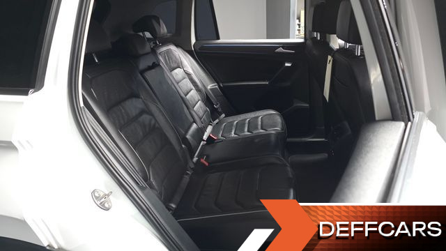 Volkswagen TIGUAN 2.0 TDI Premium купить на сайте DeffCars