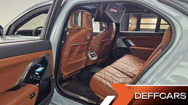 BMW 7-SERIES 740i xDrive M Sport купить на сайте DeffCars