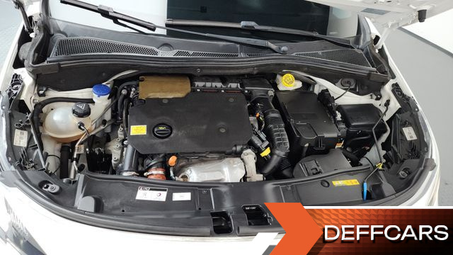 Peugeot 2008 1.5 BlueHDi Allure купить на сайте DeffCars
