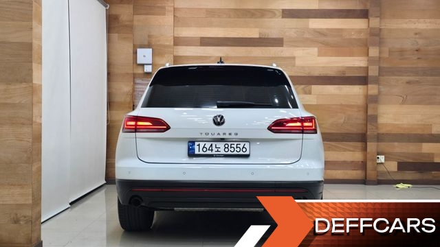 Volkswagen TOUAREG 3.0 TDI Premium купить на сайте DeffCars
