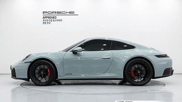 Porsche 911 Carrera 4 GTS купить на сайте DeffCars