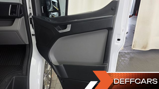 Hyundai SOLATI 15-seater Luxury купить на сайте DeffCars
