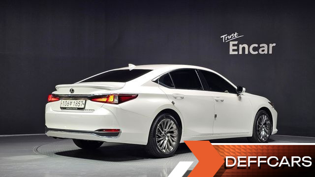 Lexus ES Luxury Plus купить на сайте DeffCars