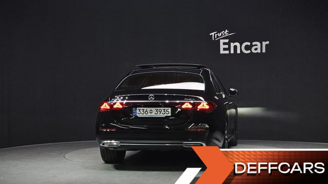 Mercedes E-CLASS E300 4MATIC Exclusive купить на сайте DeffCars