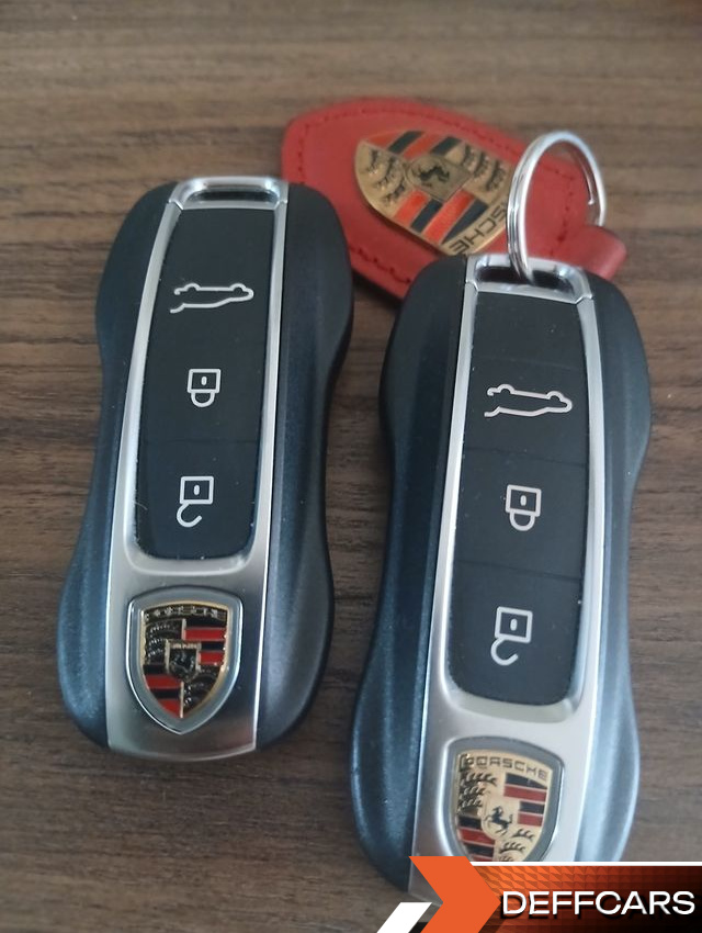 Porsche CAYENNE 3.0 купить на сайте DeffCars