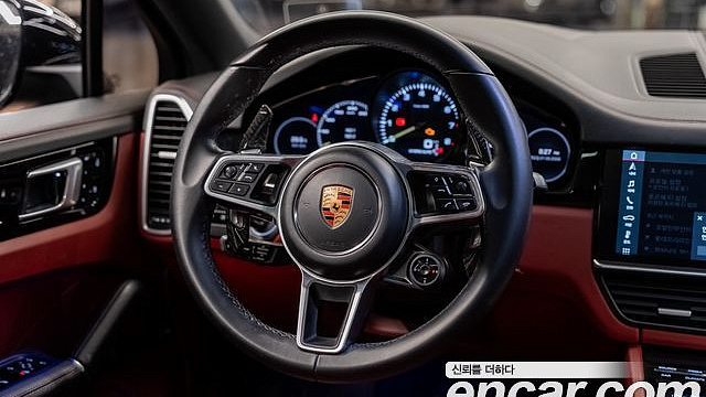 Porsche CAYENNE 3.0 E-Hybrid купить на сайте DeffCars