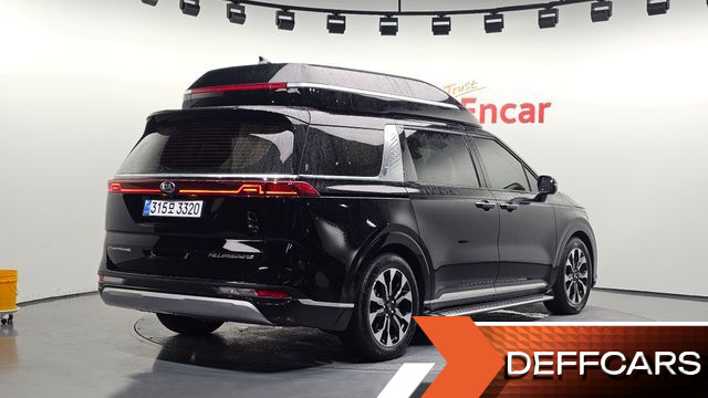Kia CARNIVAL Gasoline 9-Seater Hi-Limousine Signature купить на сайте DeffCars