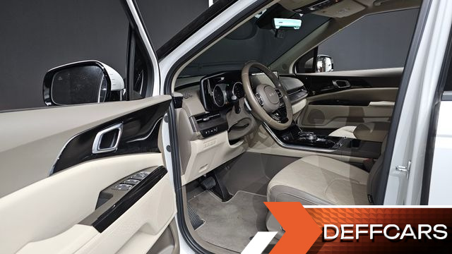 Kia CARNIVAL 9-Seater Noblesse купить на сайте DeffCars