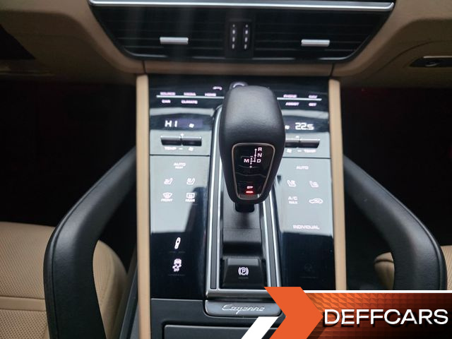 Porsche CAYENNE 3.0 E-HYBRID PLATINUM EDITION купить на сайте DeffCars
