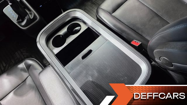 Hyundai STARIA Cargo 5-Seater Modern купить на сайте DeffCars