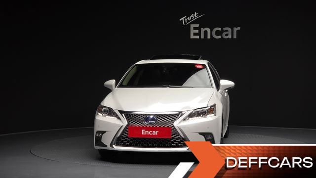 Lexus CT200H 1.8 Supreme ZWA10 купить на сайте DeffCars