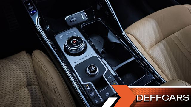 Kia SORENTO HEV 1.6 2WD Gravity купить на сайте DeffCars