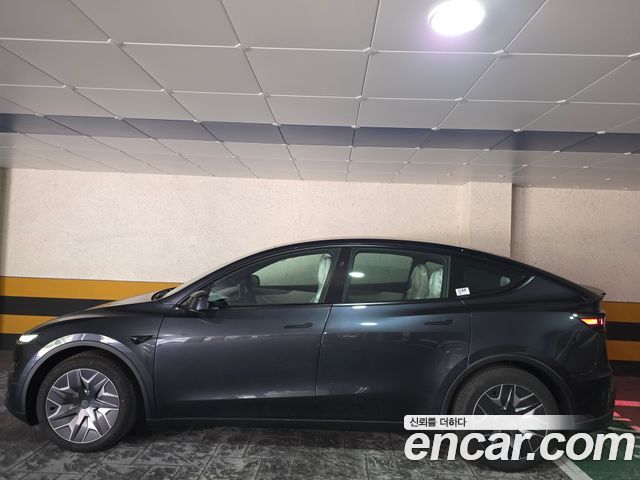 Tesla MODEL Y L Long Range AWD купить на сайте DeffCars