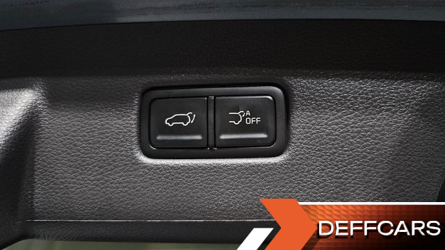 Kia CARNIVAL Gasoline 9-Seater Signature купить на сайте DeffCars