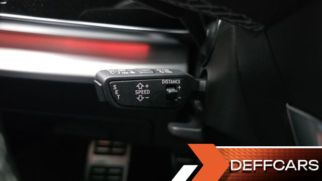 Audi Q8 55 TFSI Quattro Premium купить на сайте DeffCars