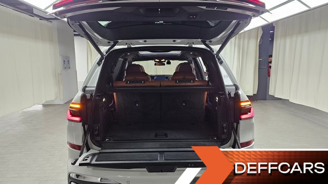 BMW X7 xDrive 40i M Sport 6STR купить на сайте DeffCars