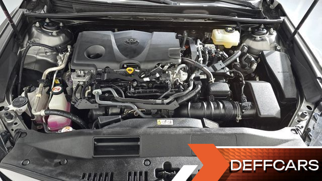 Toyota CAMRY 2.5 LE Hybrid купить на сайте DeffCars