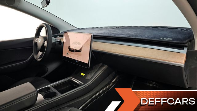 Tesla MODEL Y Long Range AWD купить на сайте DeffCars