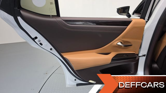 Lexus ES Luxury Plus купить на сайте DeffCars