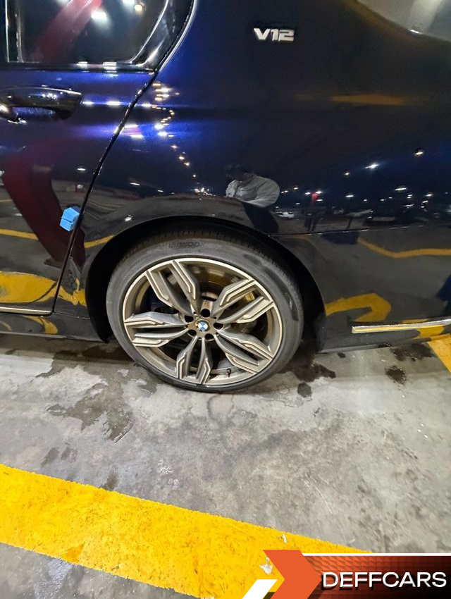 BMW 7-SERIES M760Li xDrive купить на сайте DeffCars