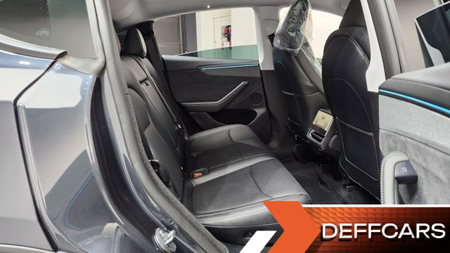 Tesla MODEL Y Long Range AWD купить на сайте DeffCars