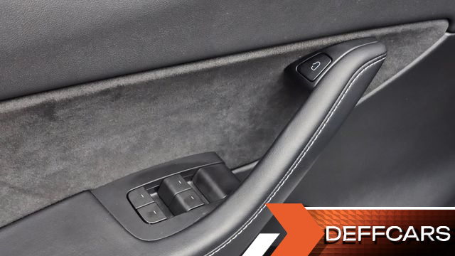 Tesla MODEL Y Long Range AWD купить на сайте DeffCars