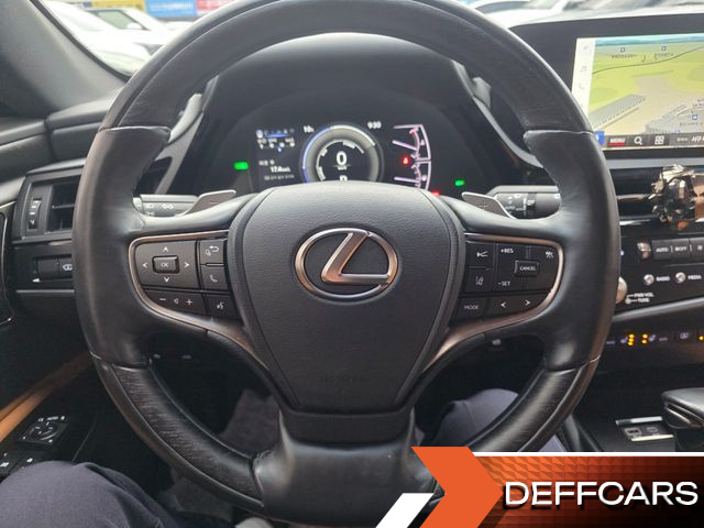 Lexus ES F-Sport Design Package купить на сайте DeffCars