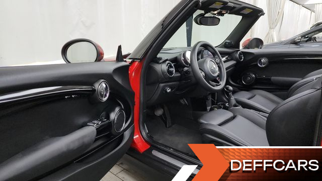 Mini COOPER CONVERTIBLE Standard 3rd Generation купить на сайте DeffCars