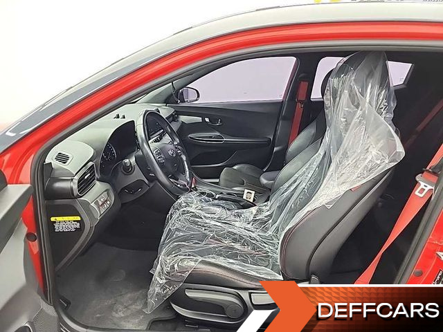 Hyundai VELOSTER 1.4 Turbo Modern Core купить на сайте DeffCars