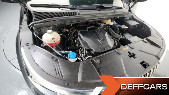 Kia CARNIVAL Gasoline 9-Seater Signature купить на сайте DeffCars