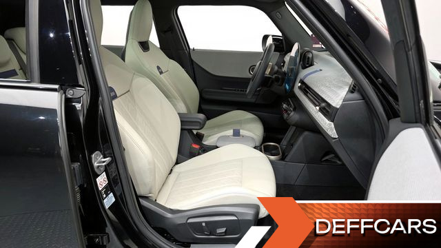 Mini COOPER 5 Door Favoured купить на сайте DeffCars