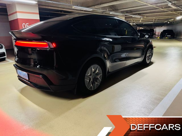 Tesla MODEL Y L Long Range AWD купить на сайте DeffCars