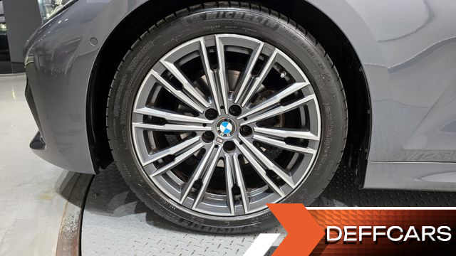 BMW 3-SERIES 320i M Sport купить на сайте DeffCars