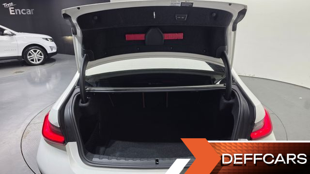 BMW 3-SERIES 320i M Sport купить на сайте DeffCars