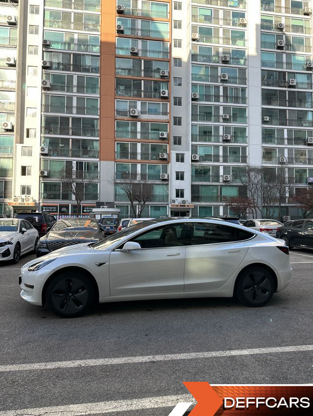 Tesla MODEL 3 Standard Range Plue RWD купить на сайте DeffCars