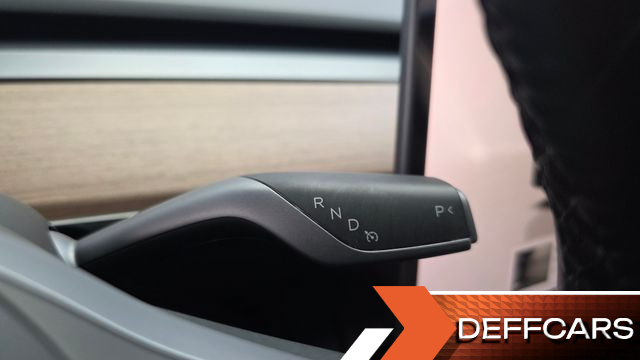 Tesla MODEL Y Long Range AWD купить на сайте DeffCars