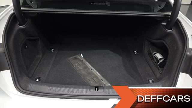 Audi A4 30 TDI Premium купить на сайте DeffCars