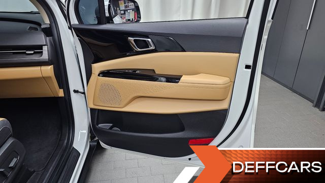 Kia CARNIVAL Gasoline 7-Seater Noblesse купить на сайте DeffCars