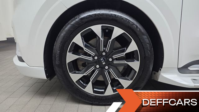 Kia CARNIVAL Gasoline 7-Seater Hi-Limousine Signature купить на сайте DeffCars