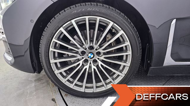 BMW 7-SERIES 740Li xDrive Design Pure Excellence купить на сайте DeffCars