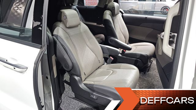 Kia CARNIVAL Gasoline 9-Seater Noblesse купить на сайте DeffCars
