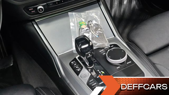 BMW 3-SERIES 330e M Sport купить на сайте DeffCars