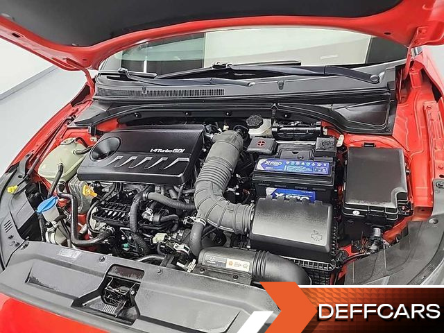Hyundai VELOSTER 1.4 Turbo Modern Core купить на сайте DeffCars