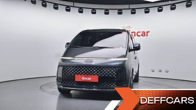Hyundai STARIA 4WD Lounge 9-Seater Prestige купить на сайте DeffCars
