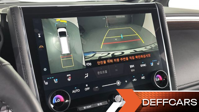 Toyota ALPHARD 2.5 HEV Executive AWD купить на сайте DeffCars